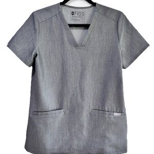 FIGS Women's Gray V-Neck Top
